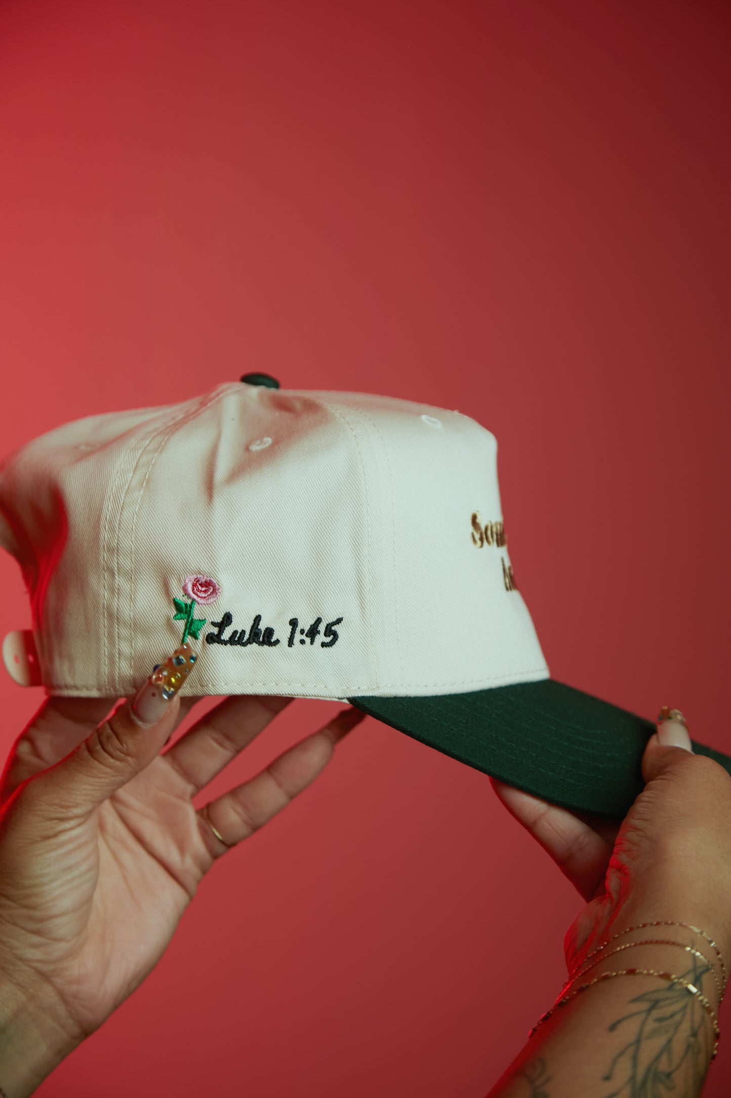 Mama Luke 1:45 Hat